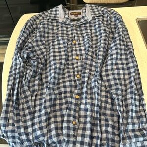 Long sleeve button up shirt